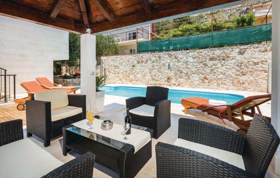Vila Jadran Omis Luaran gambar
