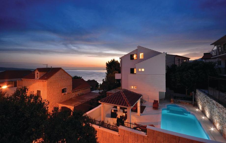 Vila Jadran Omis Luaran gambar
