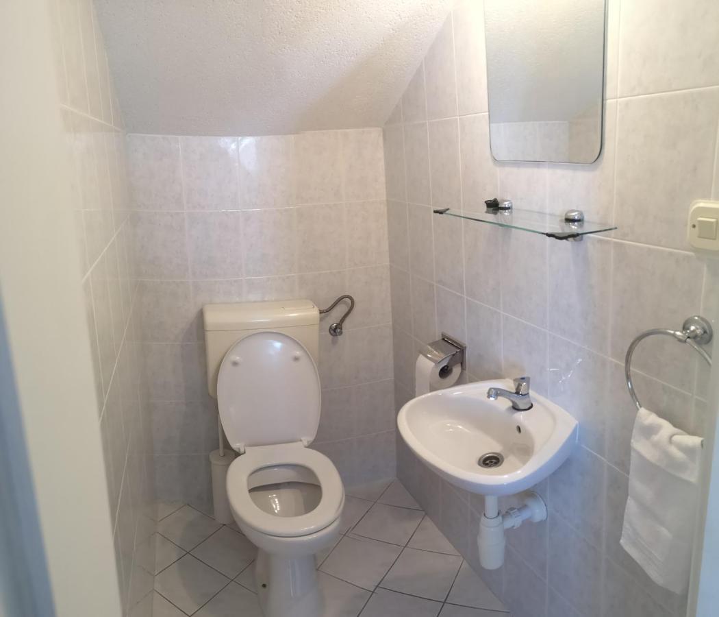 Vila Jadran Omis Luaran gambar