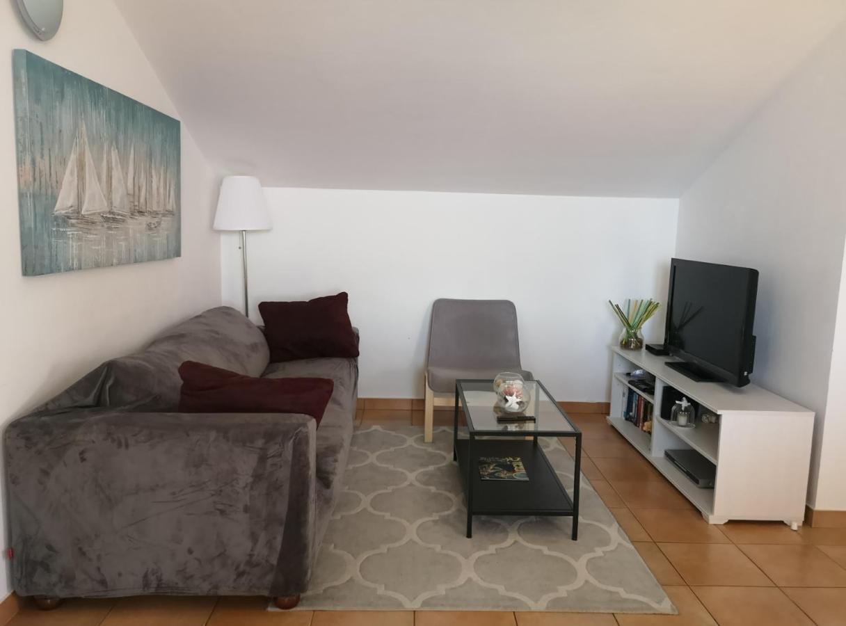 Vila Jadran Omis Luaran gambar
